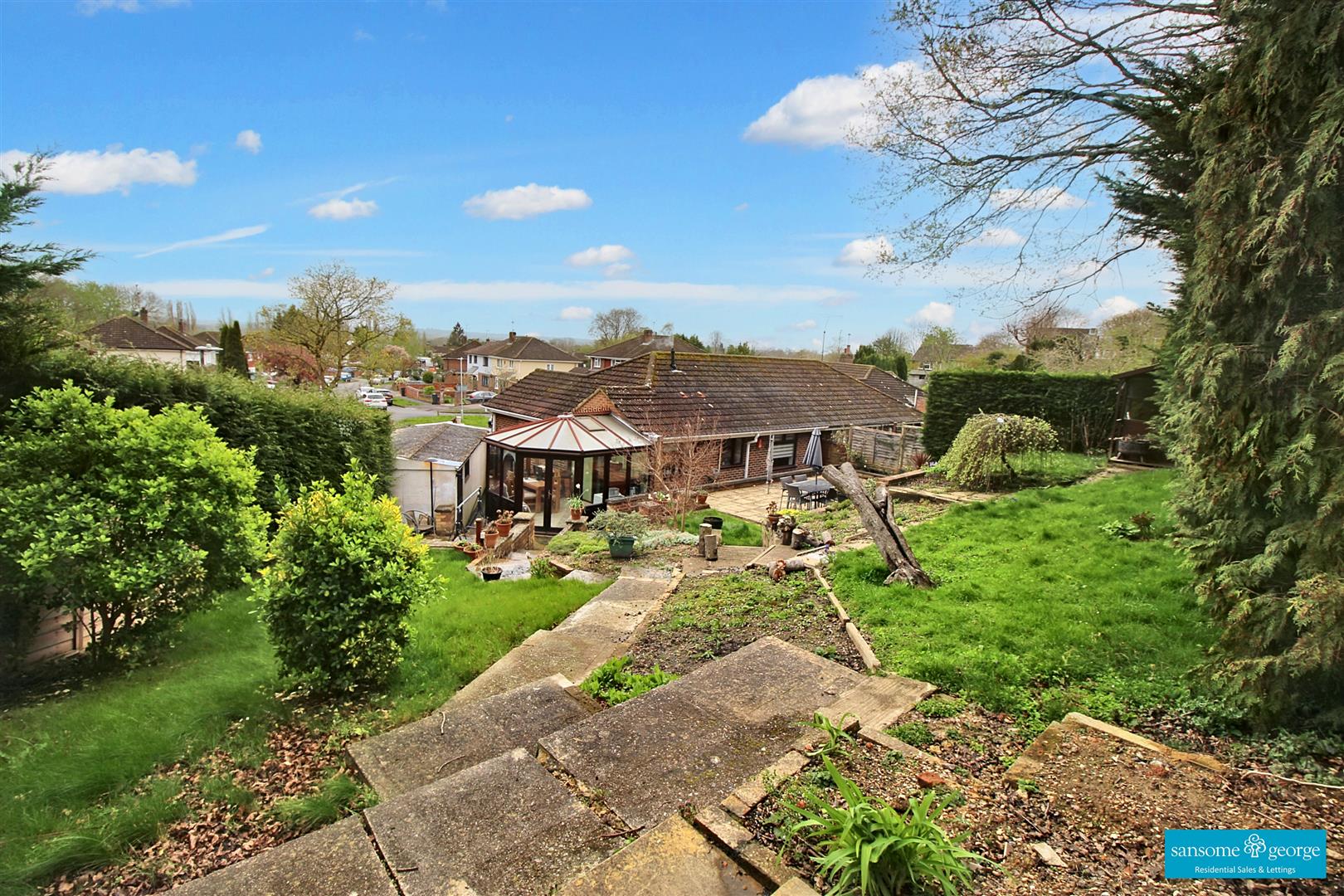 2 bed property in Haywood Way, Tilehurst